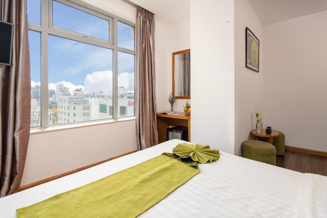 Richico Garden Beach Hotel Дананг Екстериор снимка