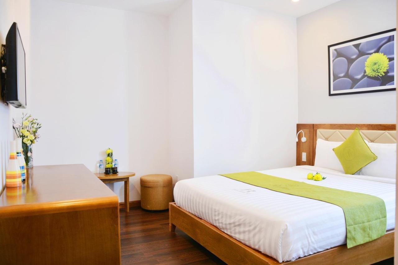 Richico Garden Beach Hotel Дананг Екстериор снимка