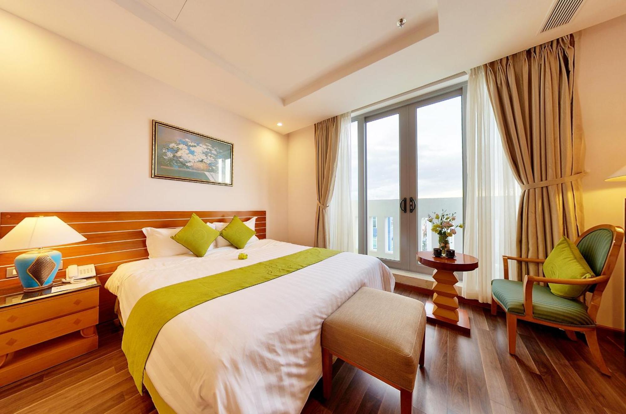 Richico Garden Beach Hotel Дананг Екстериор снимка